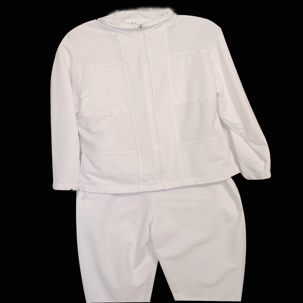 Blast White Capris Three Piece Size Petie Small